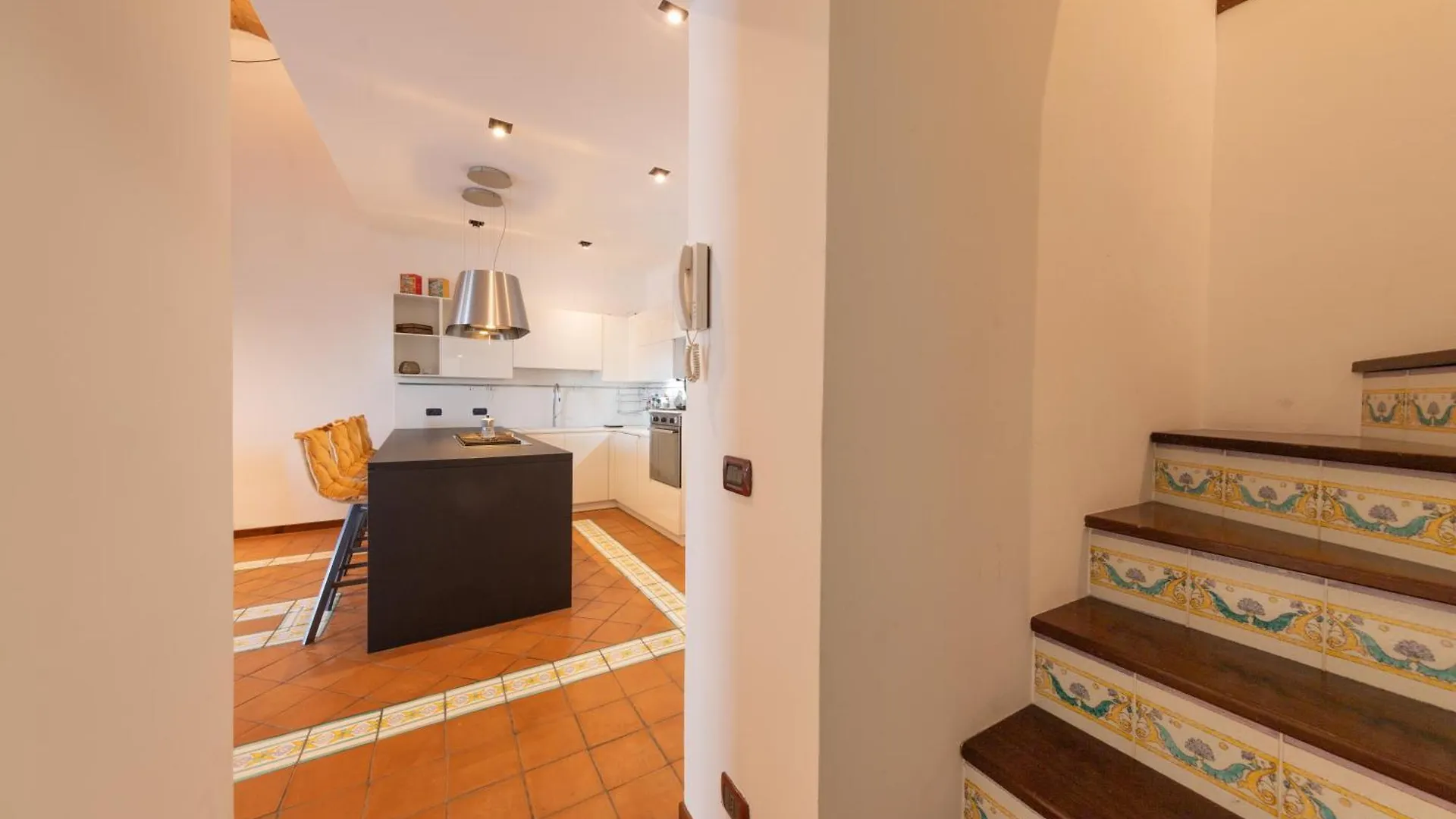 Apartment Tramonto Sul Mare By Caseserio Cefalu Italy