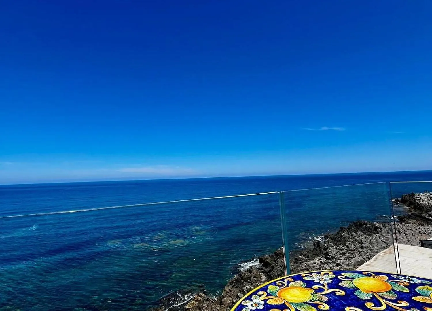 Apartment Tramonto Sul Mare By Caseserio Cefalu Italy