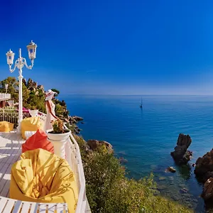 Kalura Hotell
